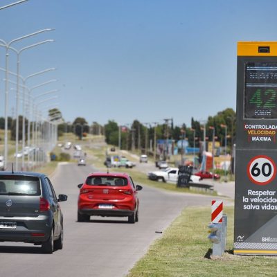 totem indicador velocidad